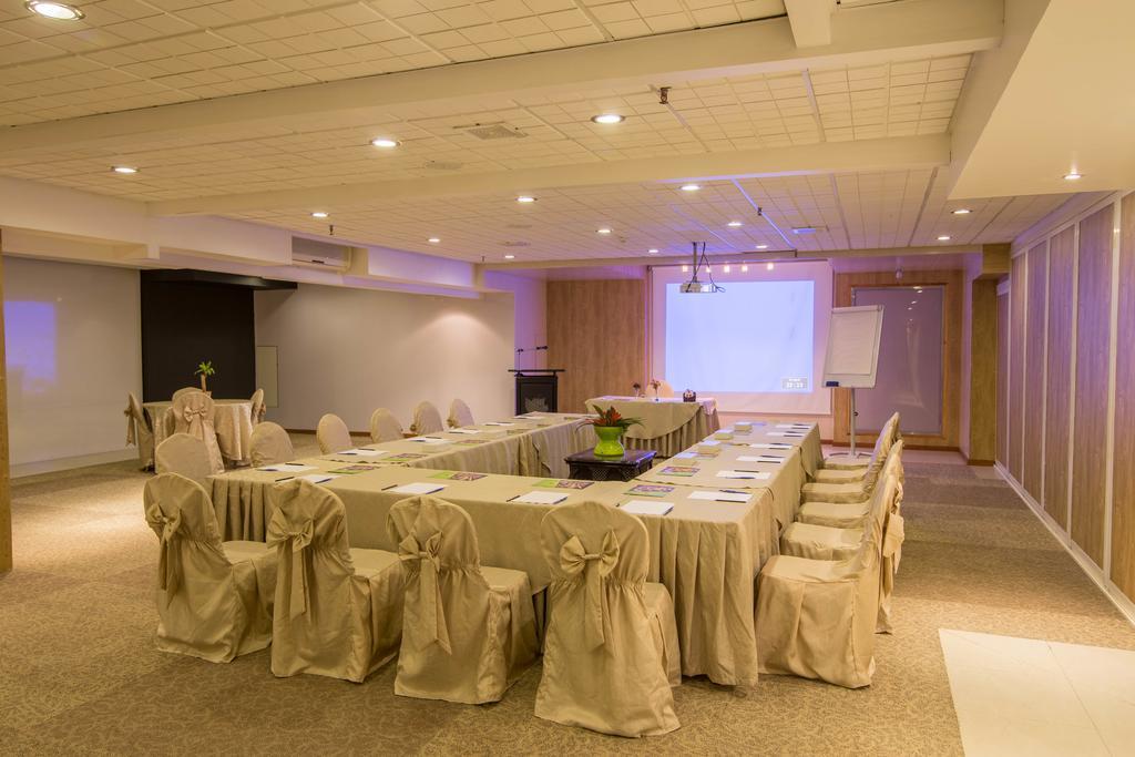 ריאד Aquarium Hotel מראה חיצוני תמונה